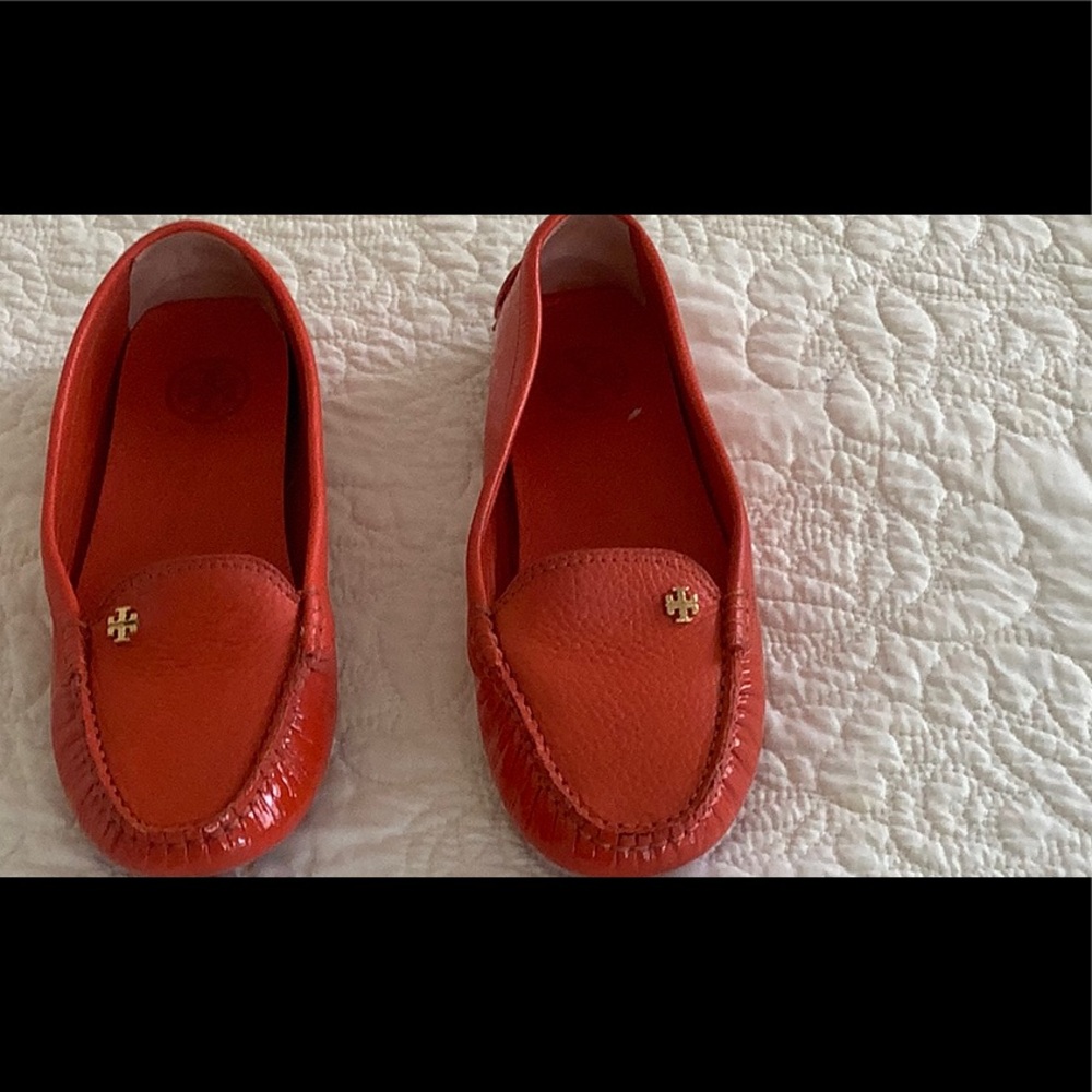 Tory Burch Fabulous Orange Loafers!